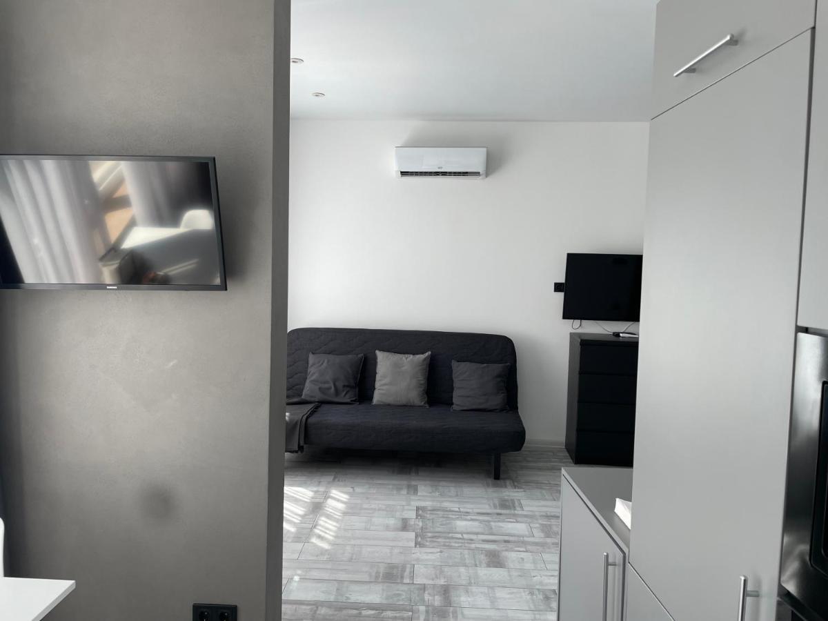 Razor Apartment Studio Self Check-In オデッサ エクステリア 写真